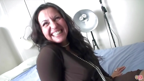 Sav naughtioni risa and her boyfriend