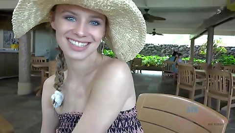 Spanish girl masturbation and tia