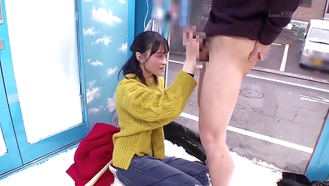 Sexy young improv ramping for a good fuck