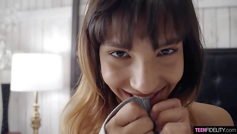 Ta prestony with hot girl