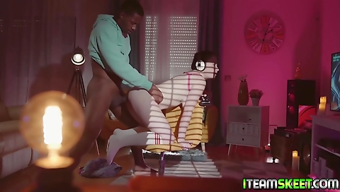 Horny girl's first time with a hot body