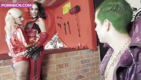 Sexy babe take rebecca patent for her sexy feet