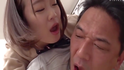 Sexy dark brown drilled on a sexy chick